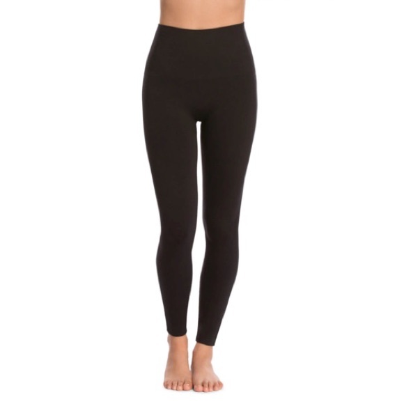 Spanx Seamless Leggings in Color Black - Picture 4 of 7